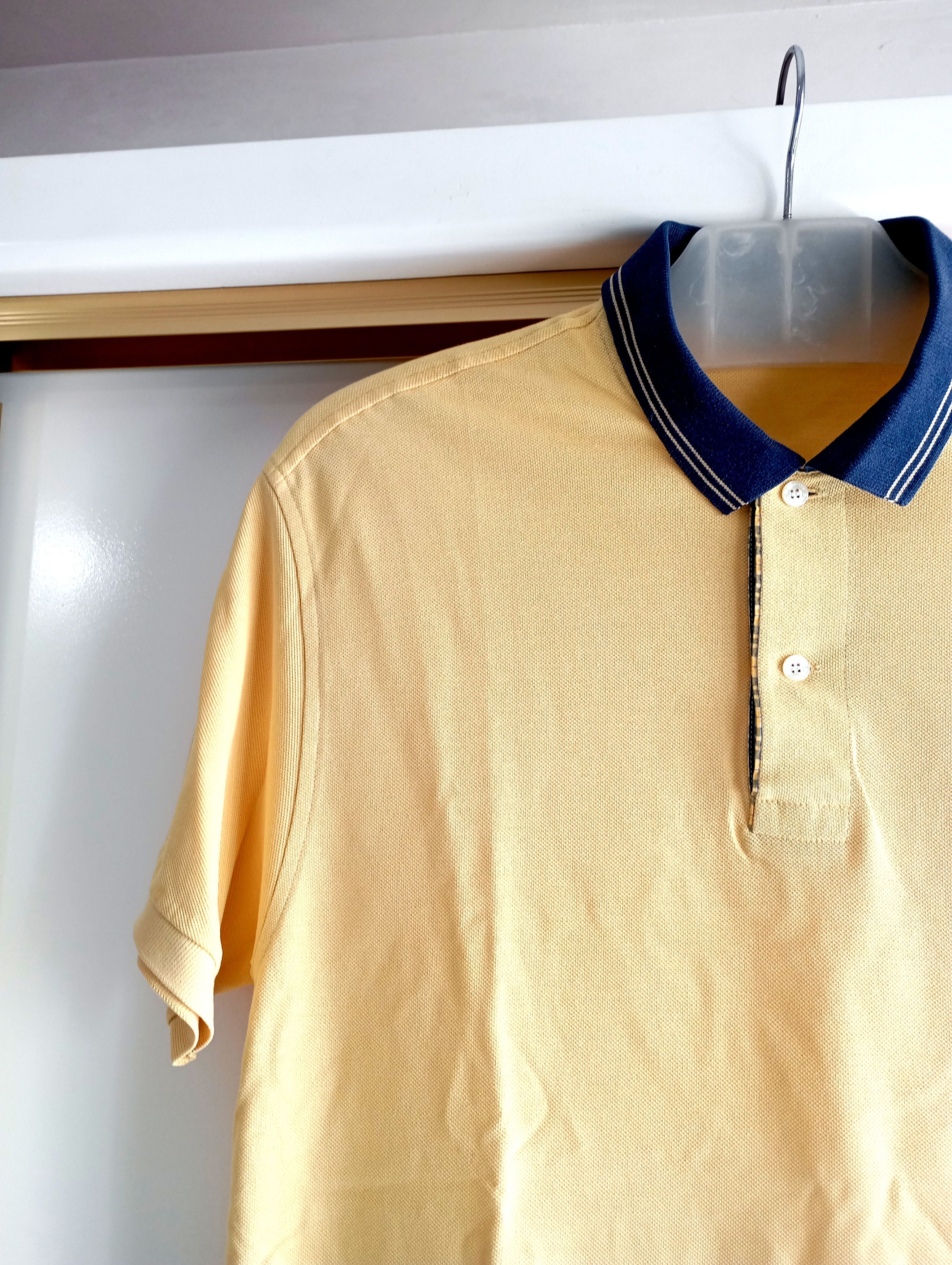 Burberry Vintage Burberry London Short Sleeve Polo T Shirt Tee Size US L / EU 52-54 / 3 - 5 Thumbnail