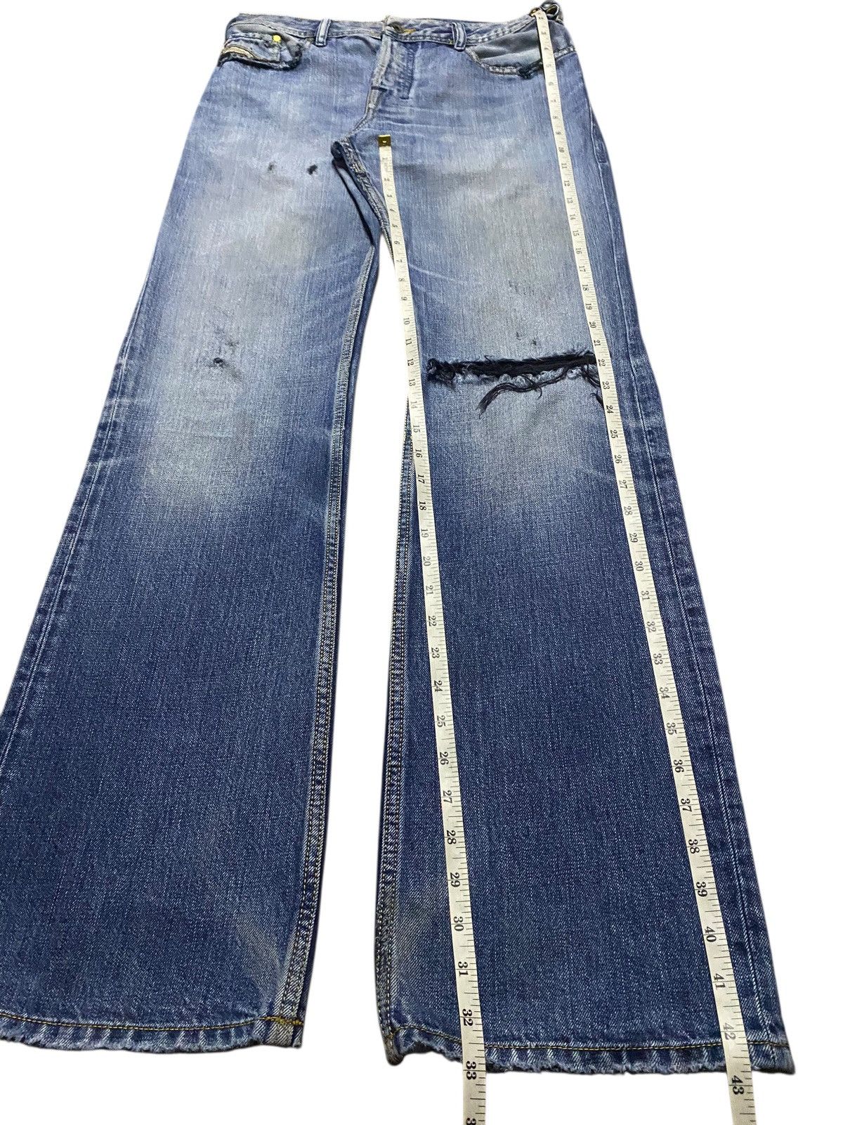 Diesel Black Gold Vintage Diesel Blue Wash Distressed Bootcut Jeans Alter Size US 30 / EU 46 - 14 Thumbnail