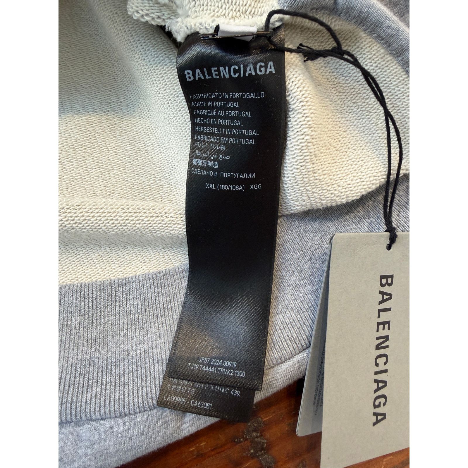 Balenciaga Balenciaga Distressed Tape Hoodie Size US XXL / EU 58 / 5 - 8 Thumbnail