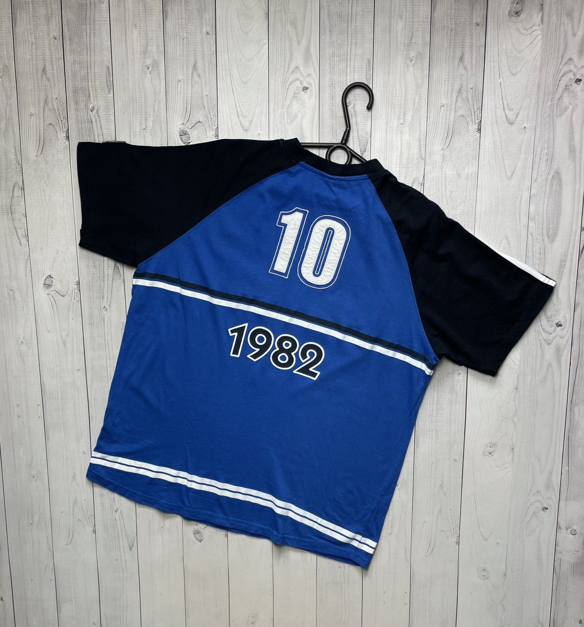 Vintage Vintage Brazil Adriano soccer tee blue Brasil size XL rare Size US XL / EU 56 / 4 - 2 Thumbnail