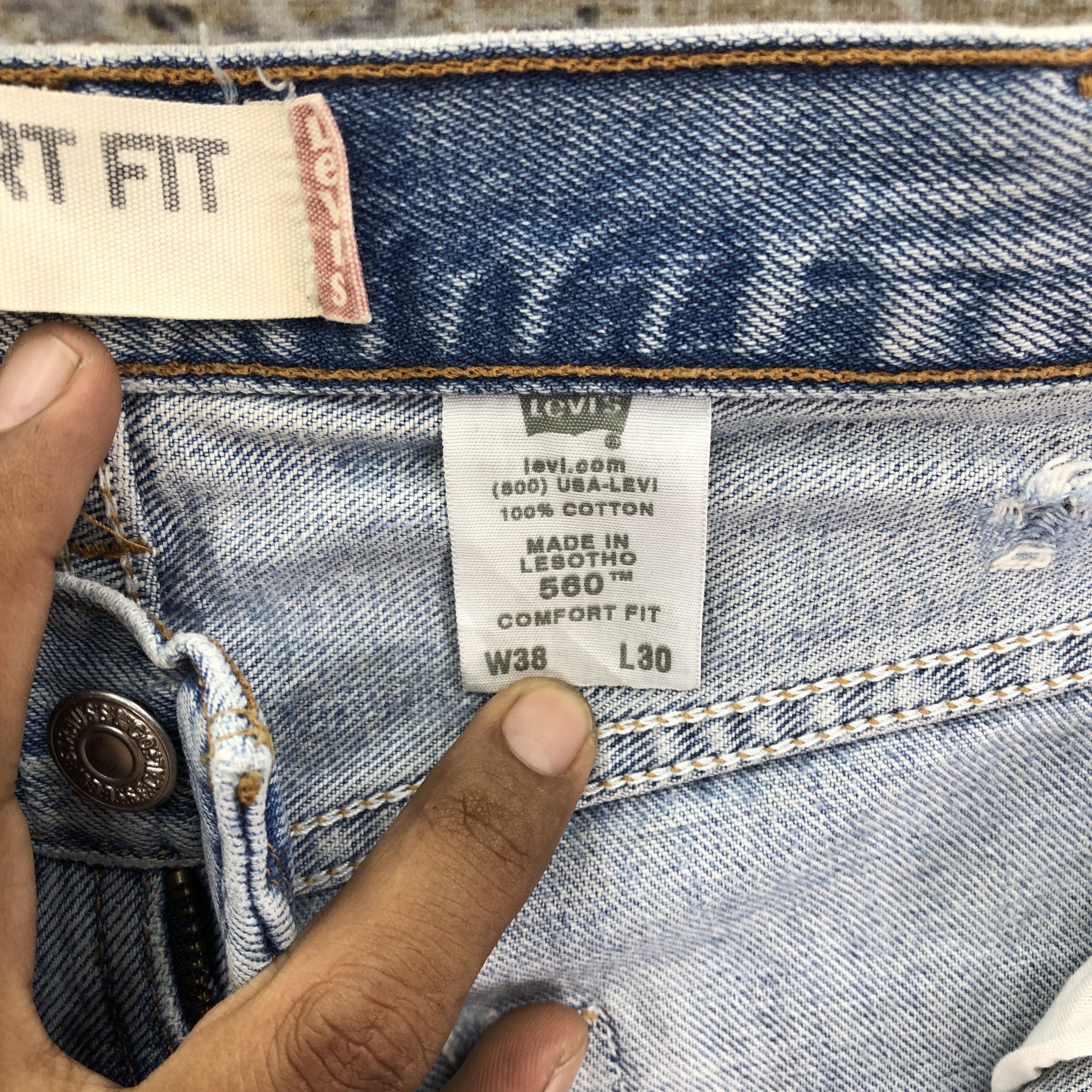Levi's Vintage Y2K Levis Light Wash Jeans Levi's Sun Faded Denim Size US 36 / EU 52 - 9 Thumbnail