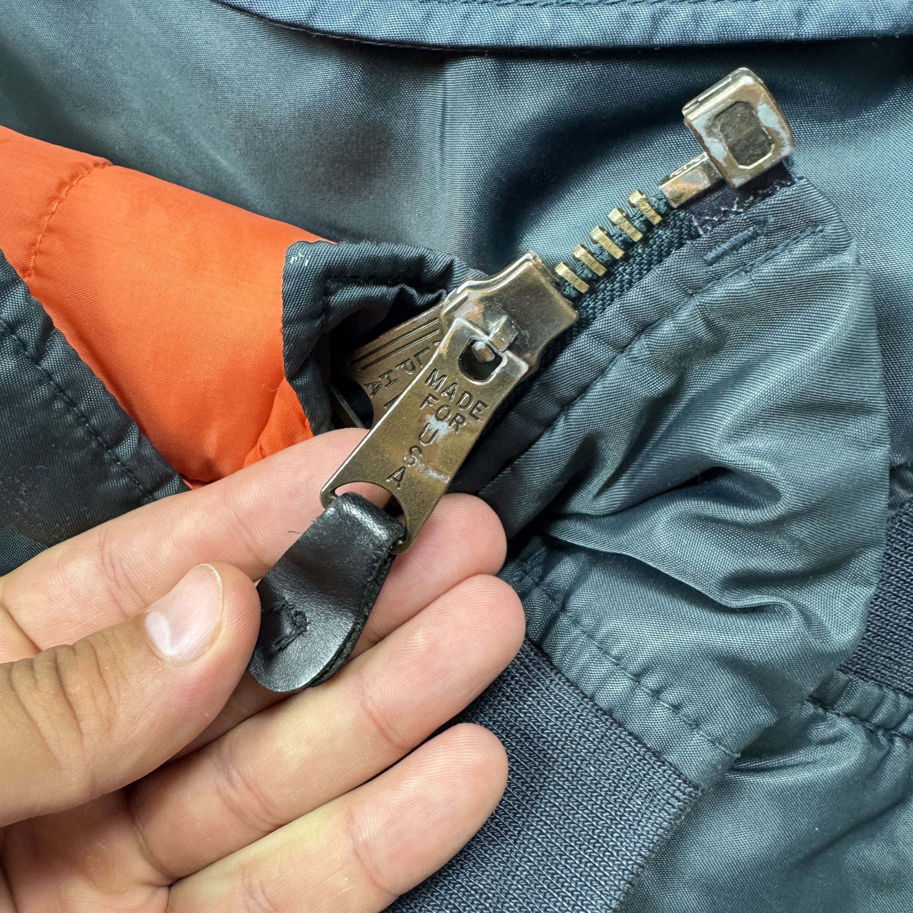 Alpha Industries VNTG ALPHA INDUSTRIES MA-1 NYLON DISTRSED REVERSIBLE BOMBER Size US XL / EU 56 / 4 - 14 Thumbnail