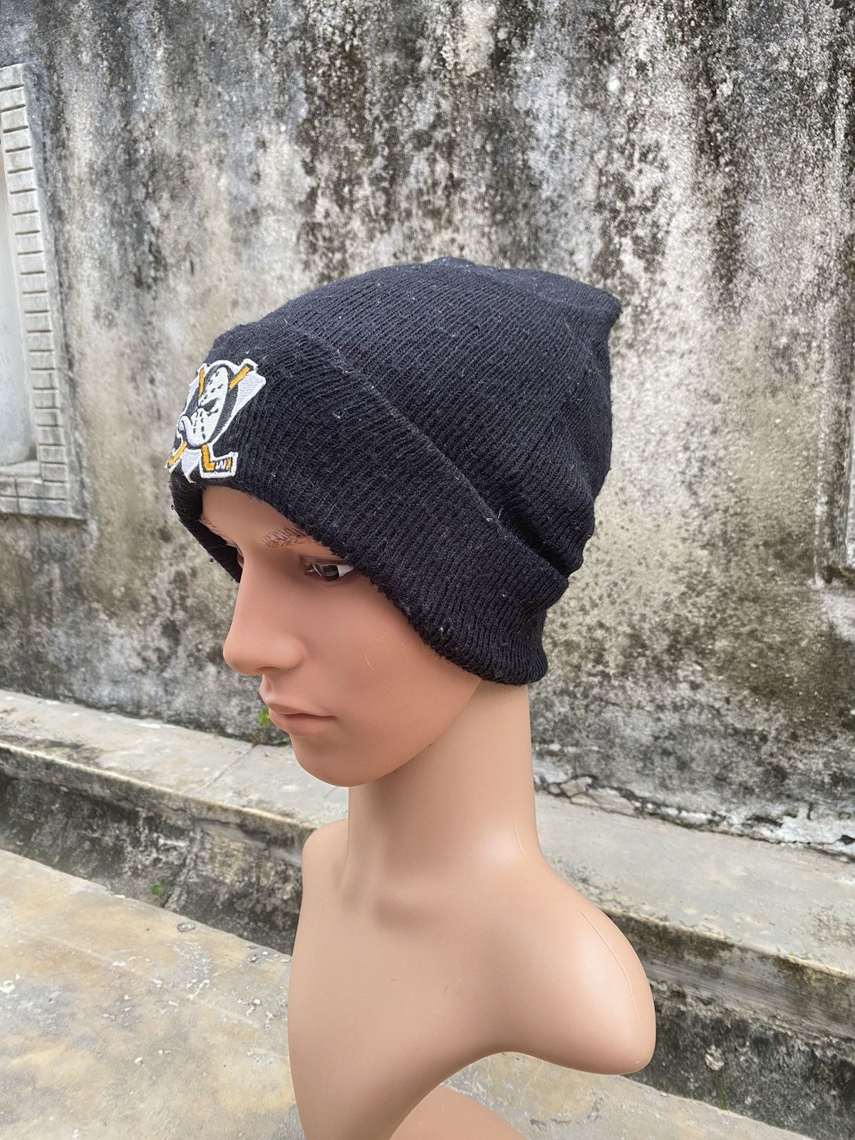 NHL Vintage NHL Mighty Duck Beanie Hat Size ONE SIZE - 2 Thumbnail
