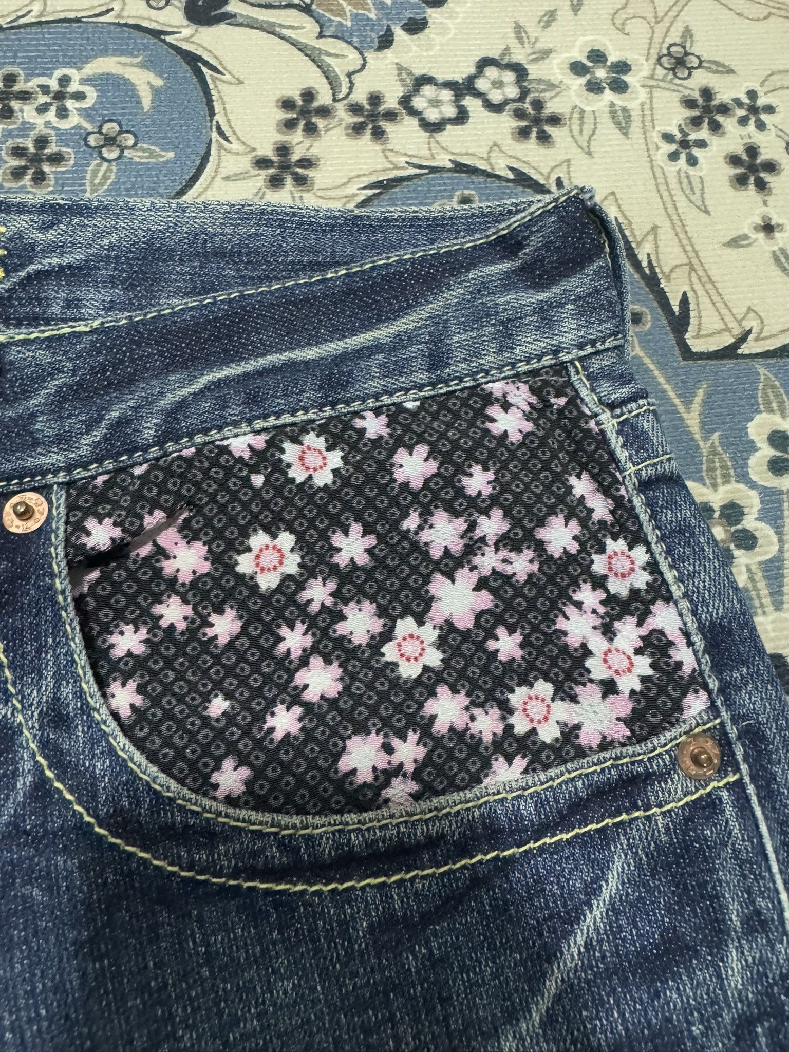 Beauty Beast × Japanese Brand Vintage Buden Shoten Sukajan Raijin Fuijin Embroider Jeans Size US 34 / EU 50 - 7 Thumbnail