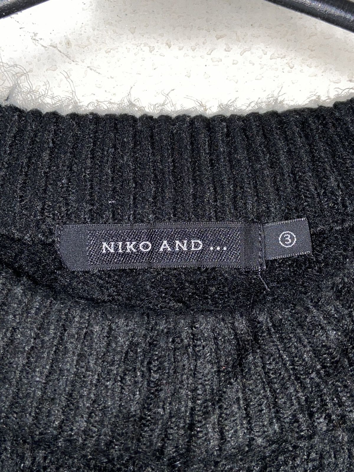 Issey Miyake NIKO AND… Black Sweater Size US XL / EU 56 / 4 - 5 Thumbnail