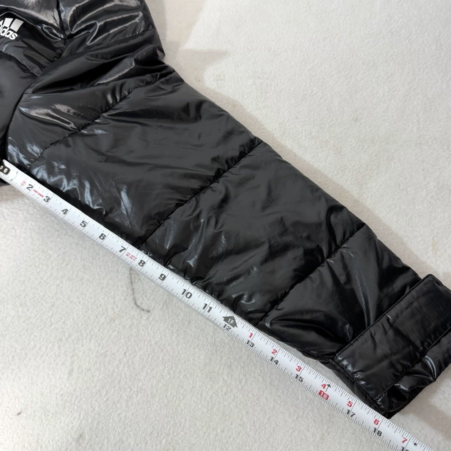 Adidas Womens adidas Glam On Winter Jacket Black Shiny Size S Cinch Back Jacket Womens Black Cinch Back 90s Theme Part of the original title? Size S / US 4 / IT 40 - 5 Thumbnail
