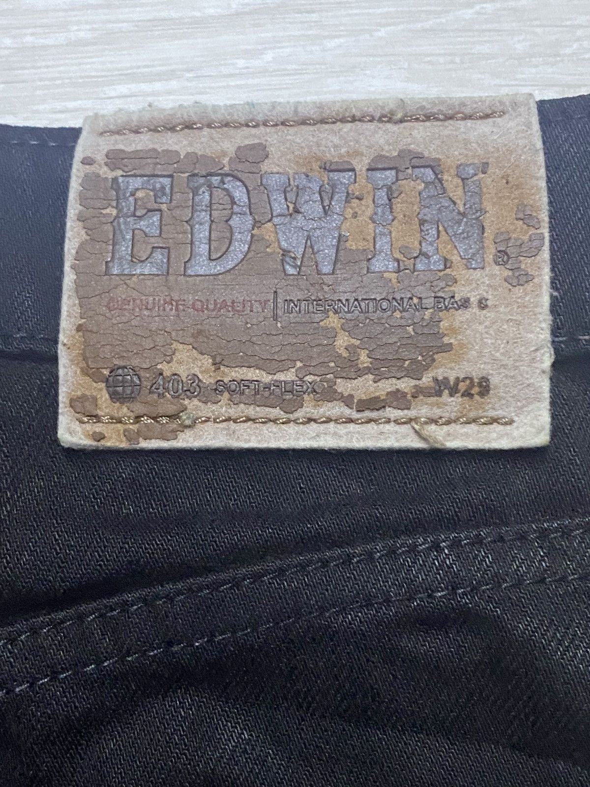 Edwin Vintage Japanese Edwin Black Denim Distressed Loose Jeans Size US 29 - 11 Thumbnail