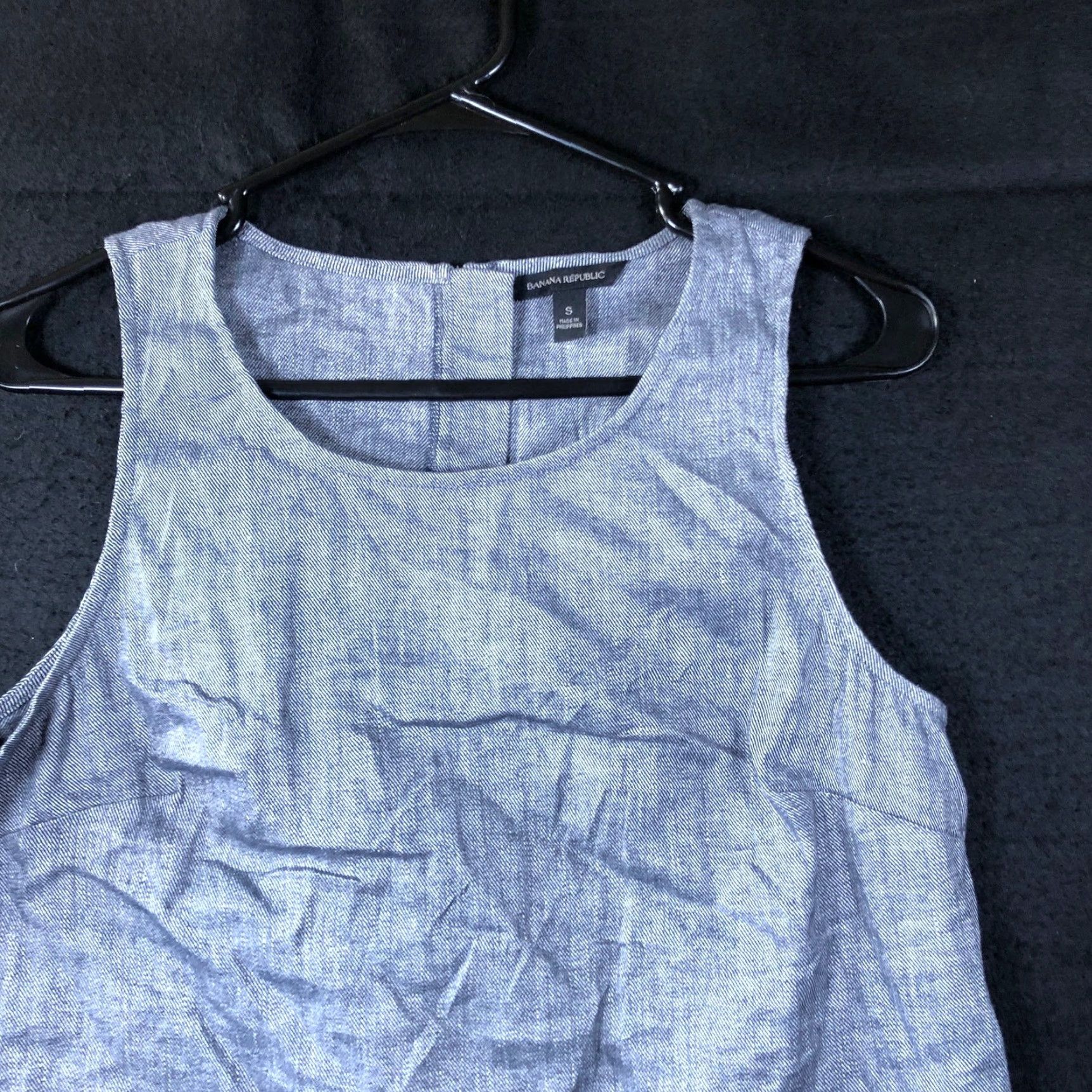 Banana Republic Banana Republic Womens Blouse Blue Sleeveless Tank Hook Loop Back Small Size S / US 4 / IT 40 - 2 Thumbnail