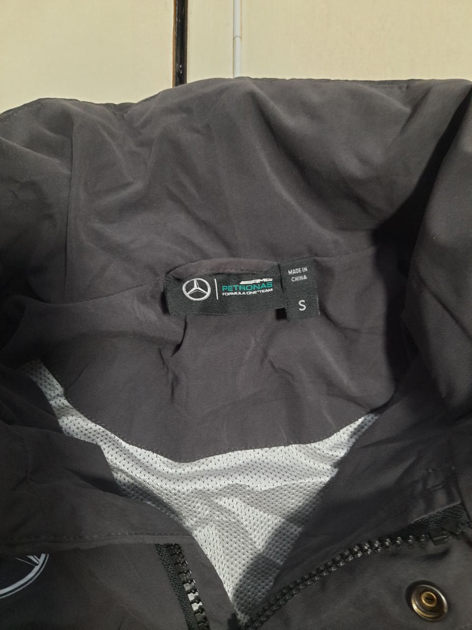 Formula 1 × Mercedes-Benz Petronas Mercedes AMG Formula 1 Jacket Size US S / EU 44-46 / 1 - 11 Thumbnail