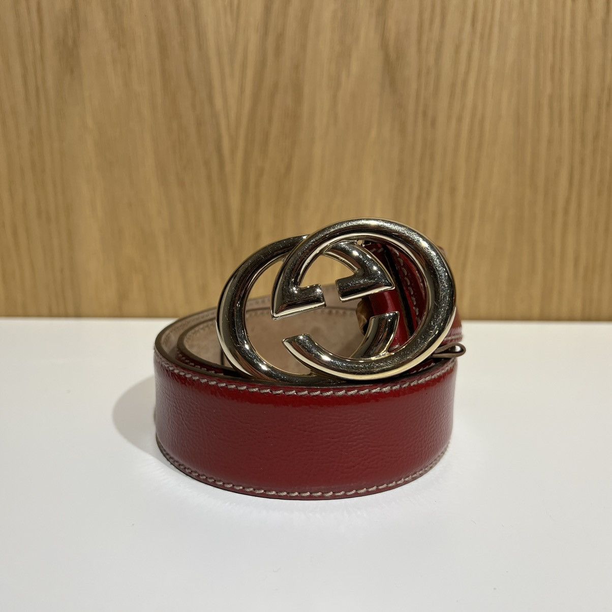 🔹Gucci GG Buckle Patent Leather 162922
