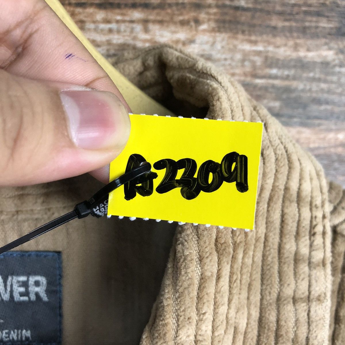 Quiksilver Quiksilver Corduroy jacket salt water denim Coats #A2309 Size US M / EU 48-50 / 2 - 14 Thumbnail