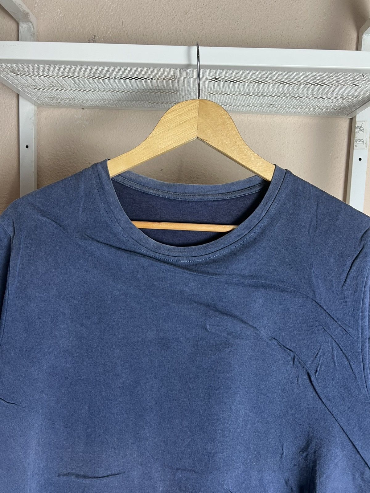 Balenciaga Balenciaga Plain Tee Distress Fadedd Size US S / EU 44-46 / 1 - 2 Thumbnail