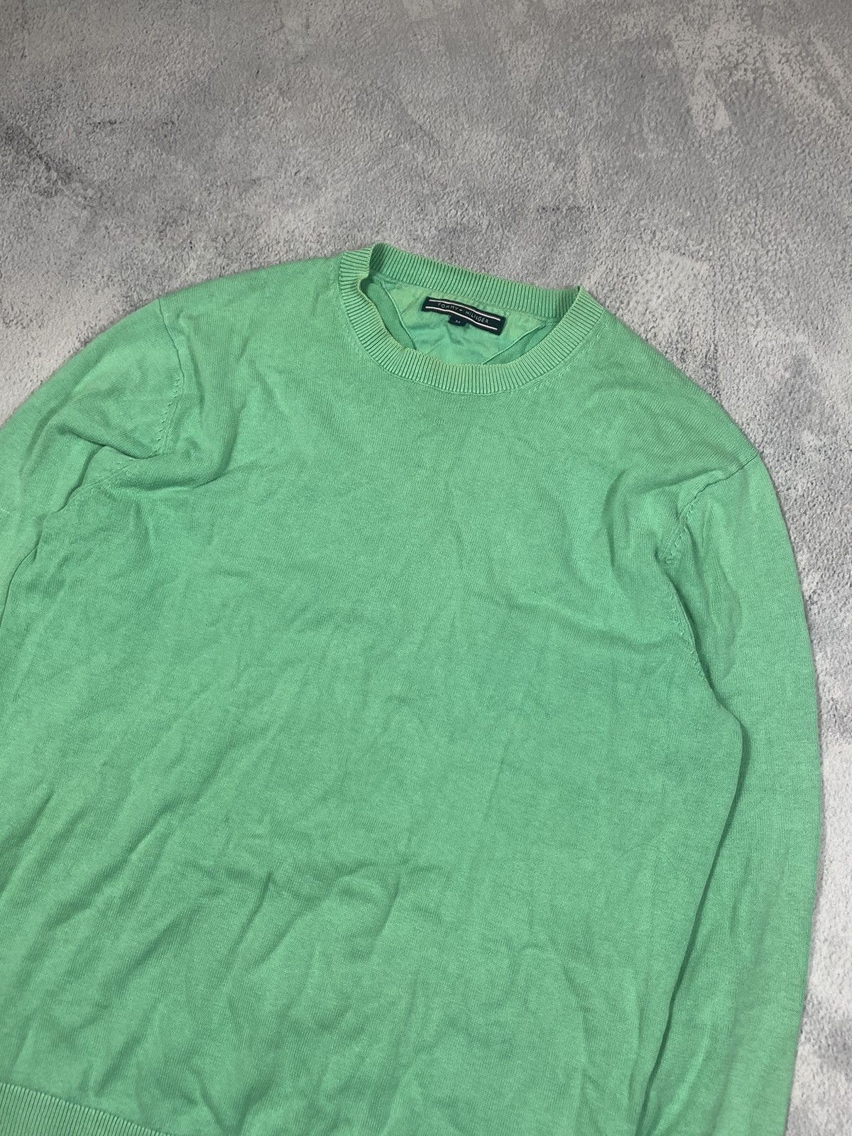 Tommy Hilfiger × Vintage Vintage 90s Tommy Hilfiger sweater old money style size M Size US M / EU 48-50 / 2 - 2 Thumbnail