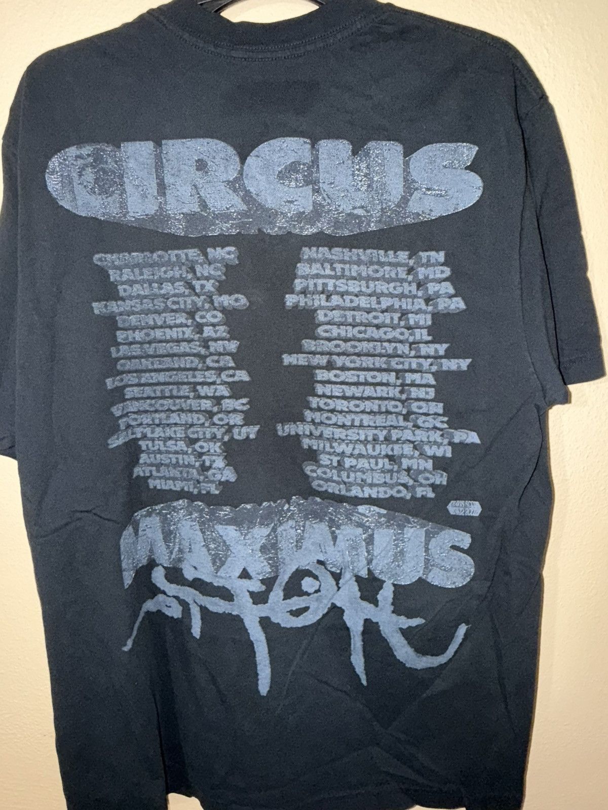 Travis Scott Travis Scott Utopia Circus Maximus 2023 Tour Il Tee Size US L / EU 52-54 / 3 - 3 Thumbnail