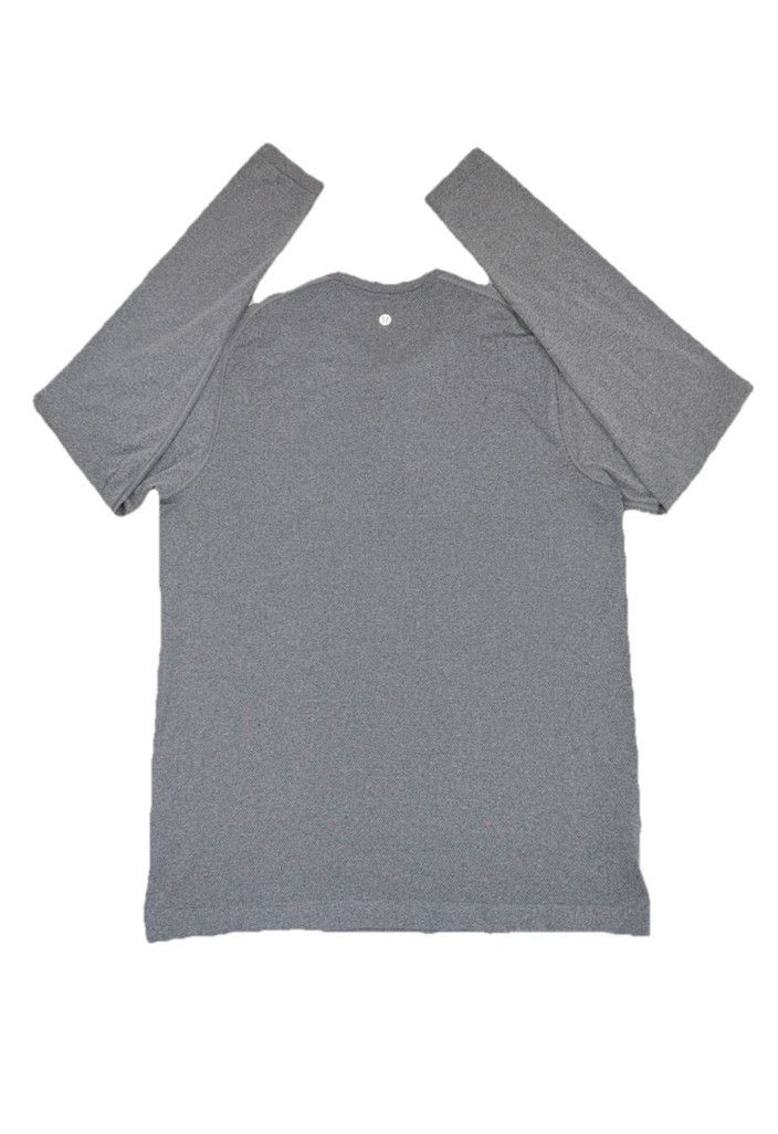 Lululemon LULULEMON METAL VENT LONG SLEEVE HEATHERED LIGHT GREY LARGE Size US L / EU 52-54 / 3 - 6 Thumbnail