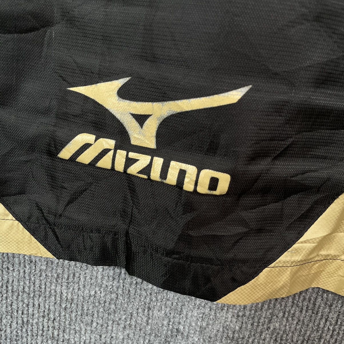 Mizuno × Vintage Vintage Mizuno Nylon Jersey Black Champagne Colourway Size US L / EU 52-54 / 3 - 5 Thumbnail