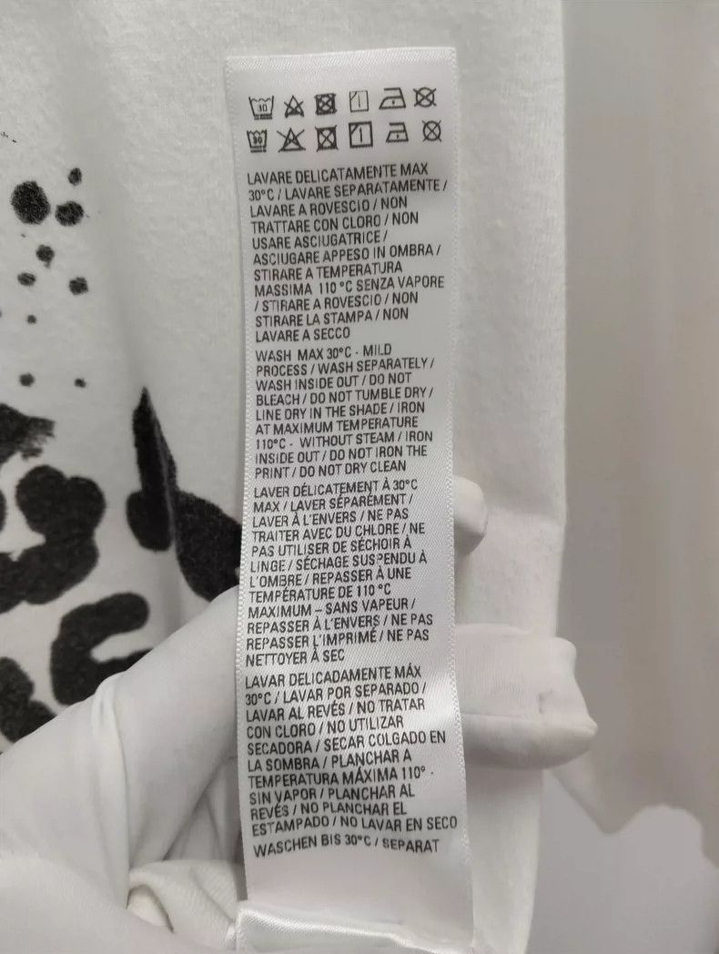 Balenciaga Balenciaga T-shirt Size US S / EU 44-46 / 1 - 6 Thumbnail
