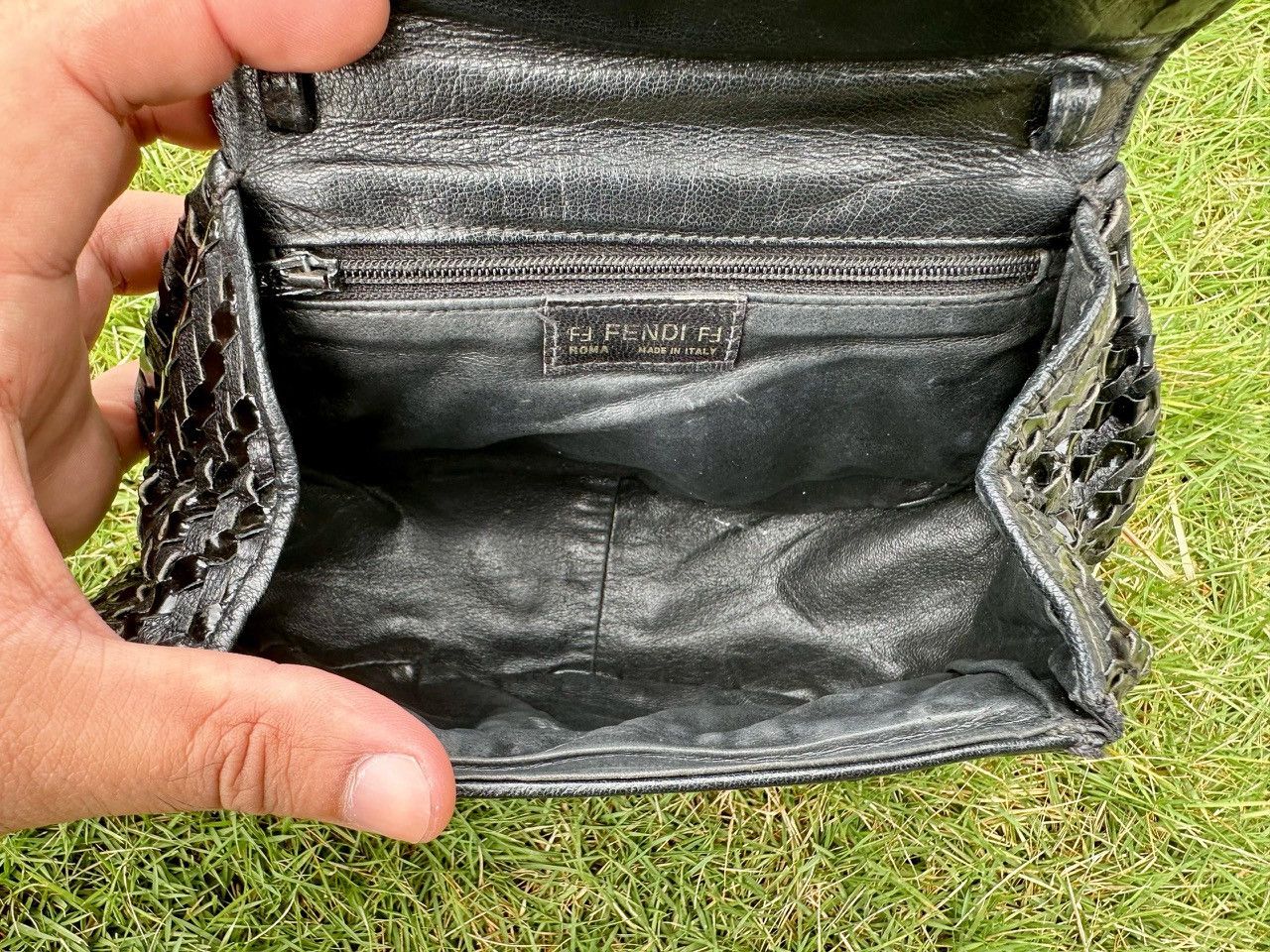 Fendi Authentic Vintage Fendi Black Woven Leather Clutch Bag Size ONE SIZE - 6 Thumbnail