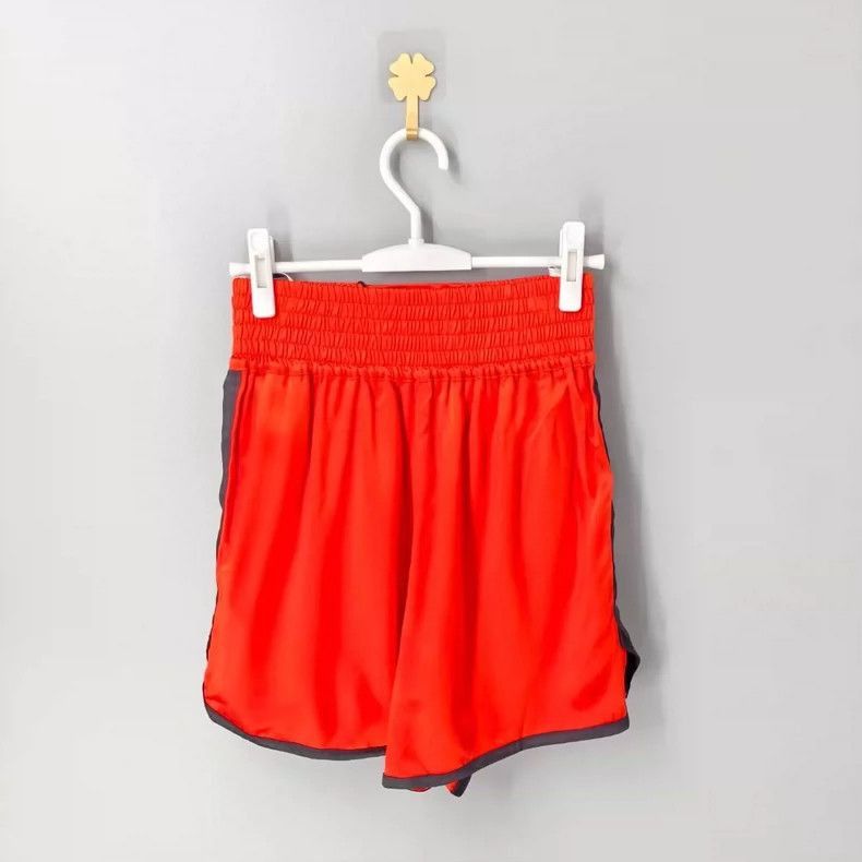 Dior Dior Vibe High Waist Casual Shorts for Women Size 28" / US 6 / IT 42 - 2 Thumbnail