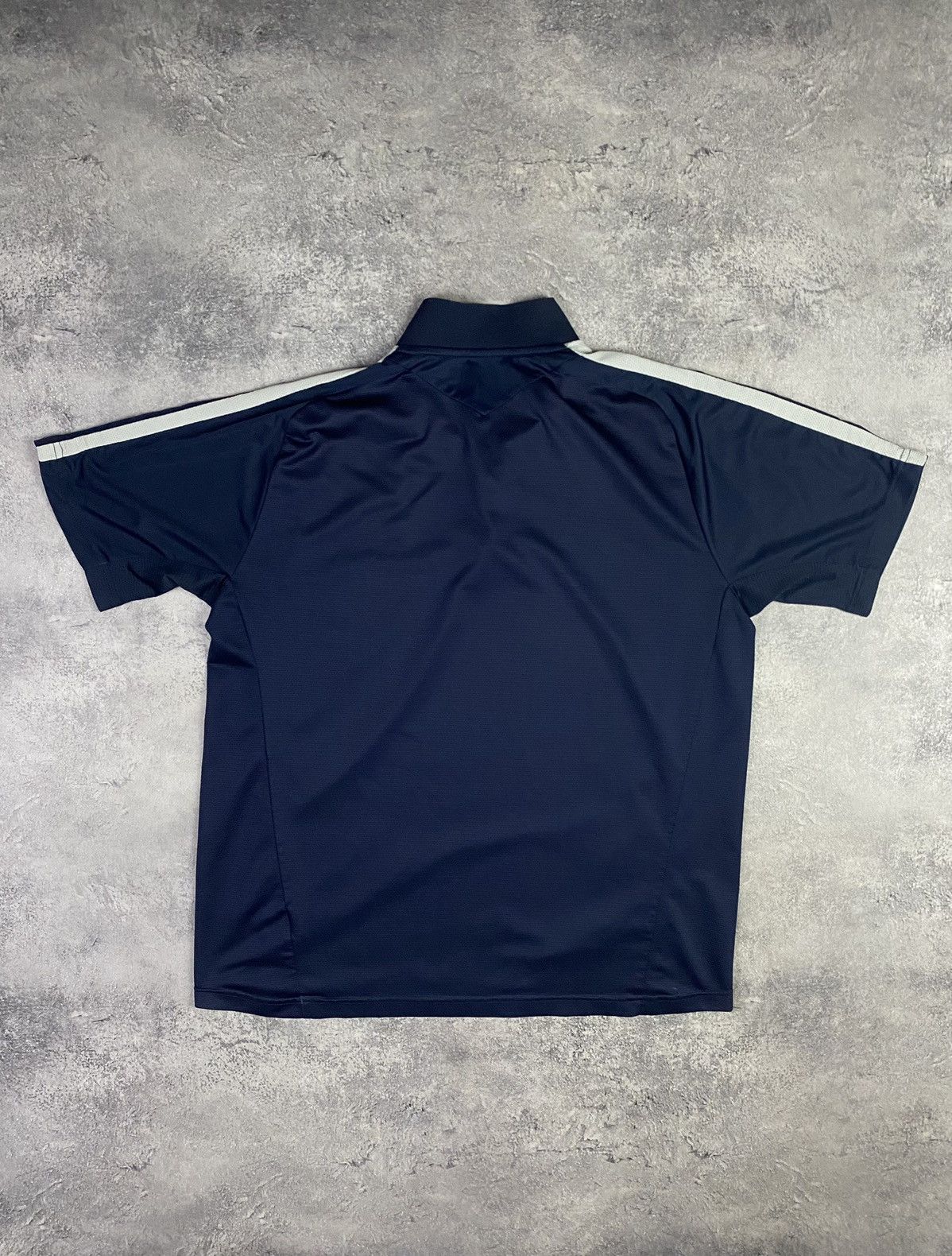 Umbro × Vintage Vintage Umbro Training Football Soccer Jersey Size US L / EU 52-54 / 3 - 7 Thumbnail