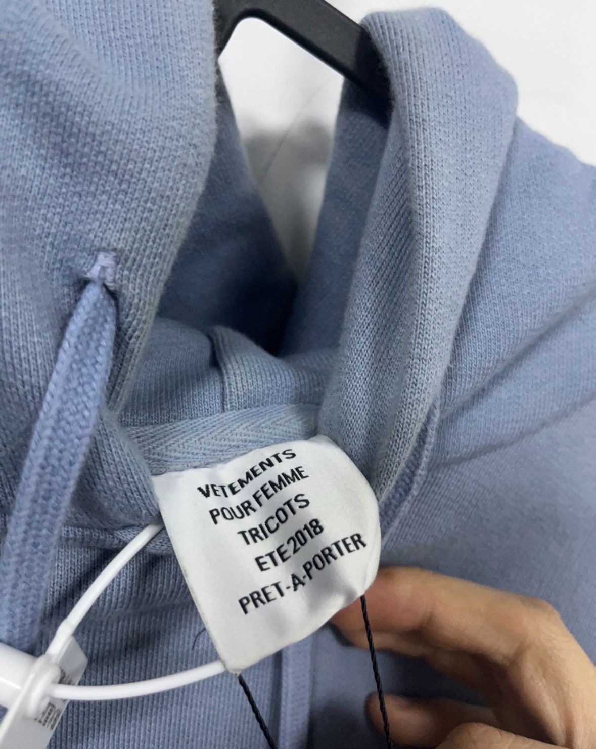 Vetements Vetements 2018 Unicorn Hoodie 2408-Nextarrow Size US XS / EU 42 / 0 - 4 Thumbnail