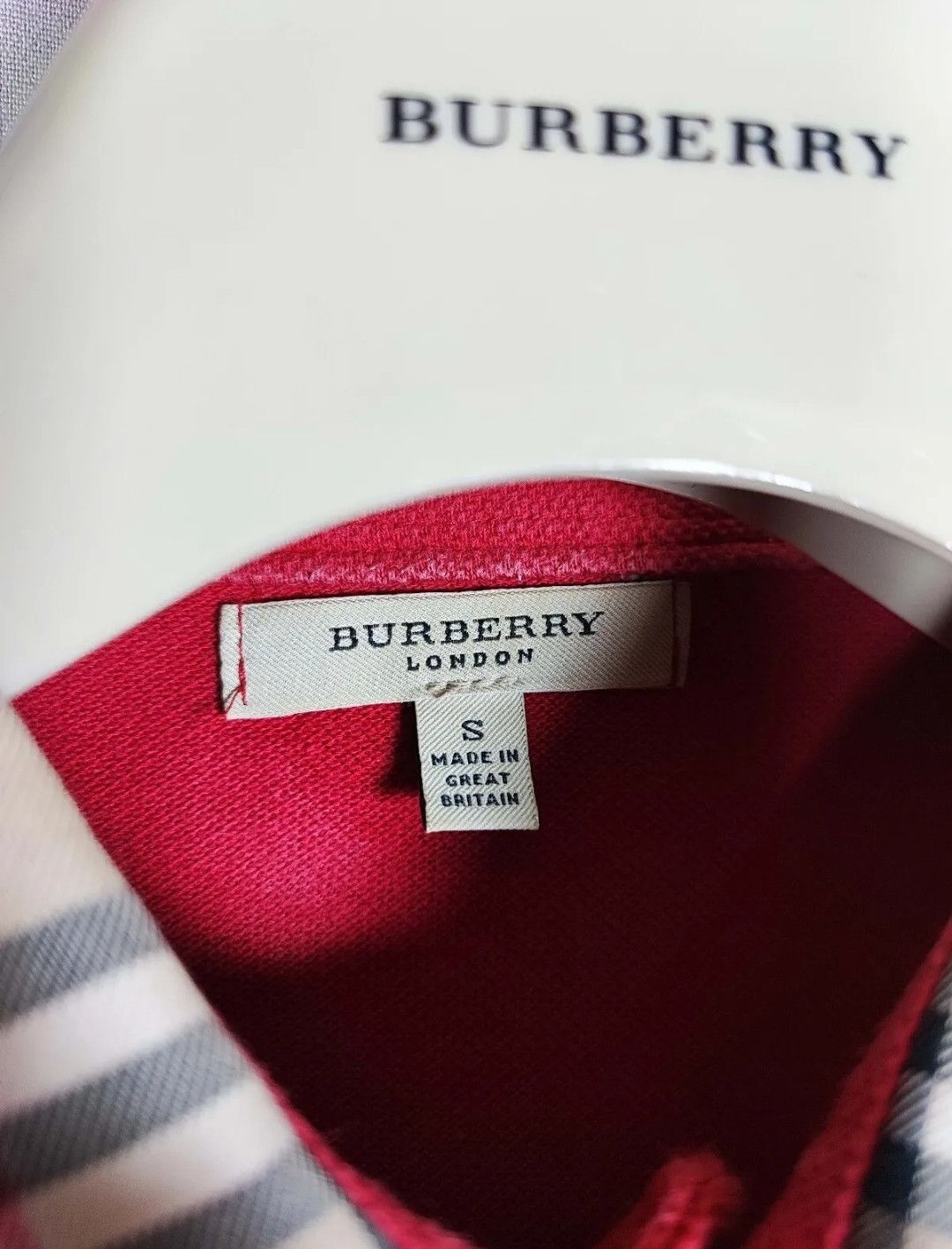 Burberry Burberry Polo S red Size US S / EU 44-46 / 1 - 3 Thumbnail