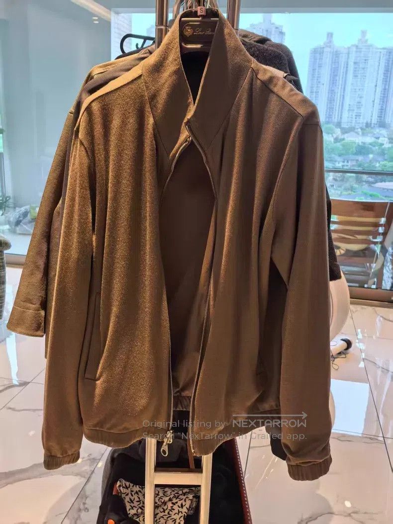 Loro Piana Loro Piana Classic Bomber Jacket, Two-Way Wear, Mink Brown Size US M / EU 48-50 / 2 - 2 Thumbnail