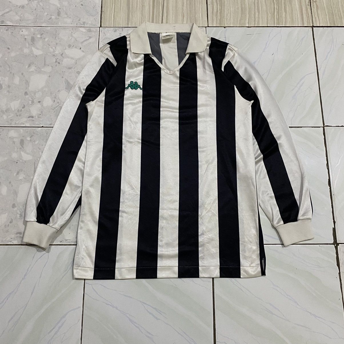 Vintage Vintage Template Juventus FC 89/90 Home Longsleeve Jersey Size US S / EU 44-46 / 1 - 3 Thumbnail
