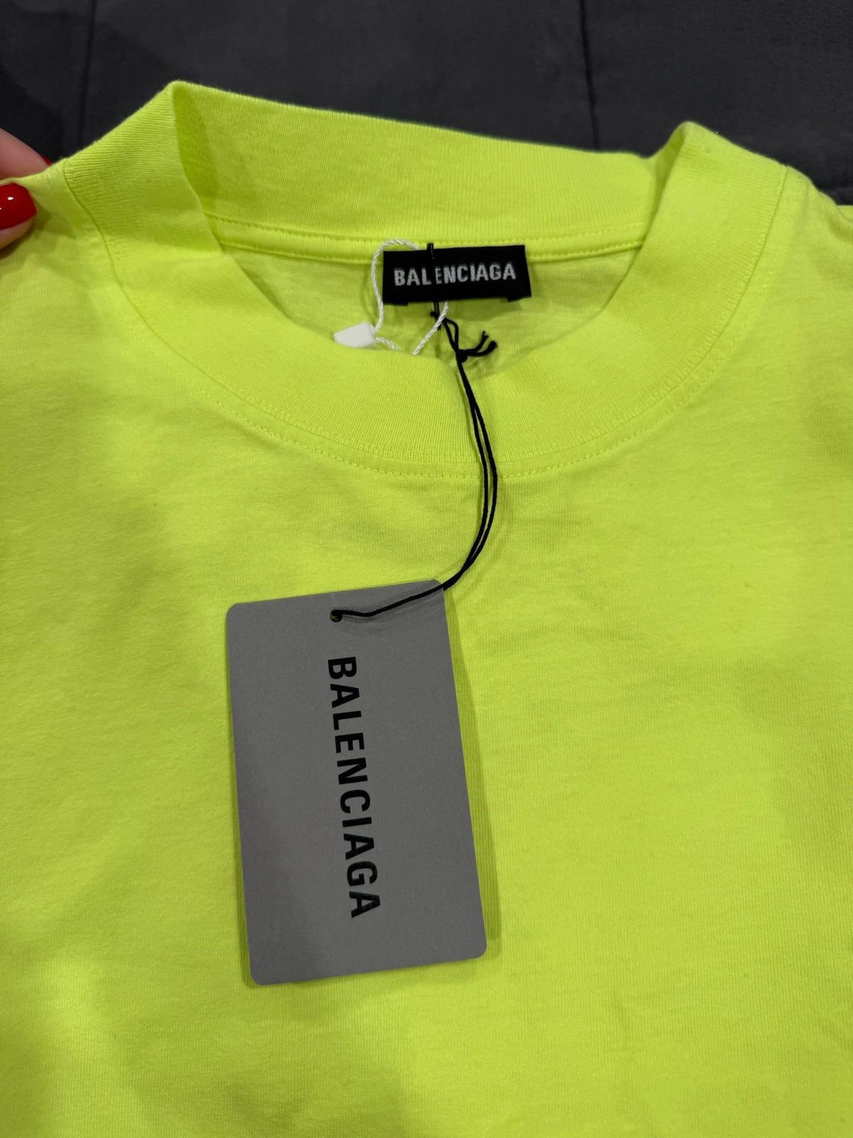Balenciaga Balenciaga Oversized Neon Yellow Logo T Shirt Size US L / EU 52-54 / 3 - 4 Thumbnail