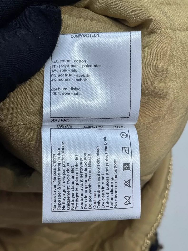 Chanel Chanel Egyptian series black gold narrow version jacket 250 Size XS / US 0-2 / IT 36-38 - 8 Thumbnail