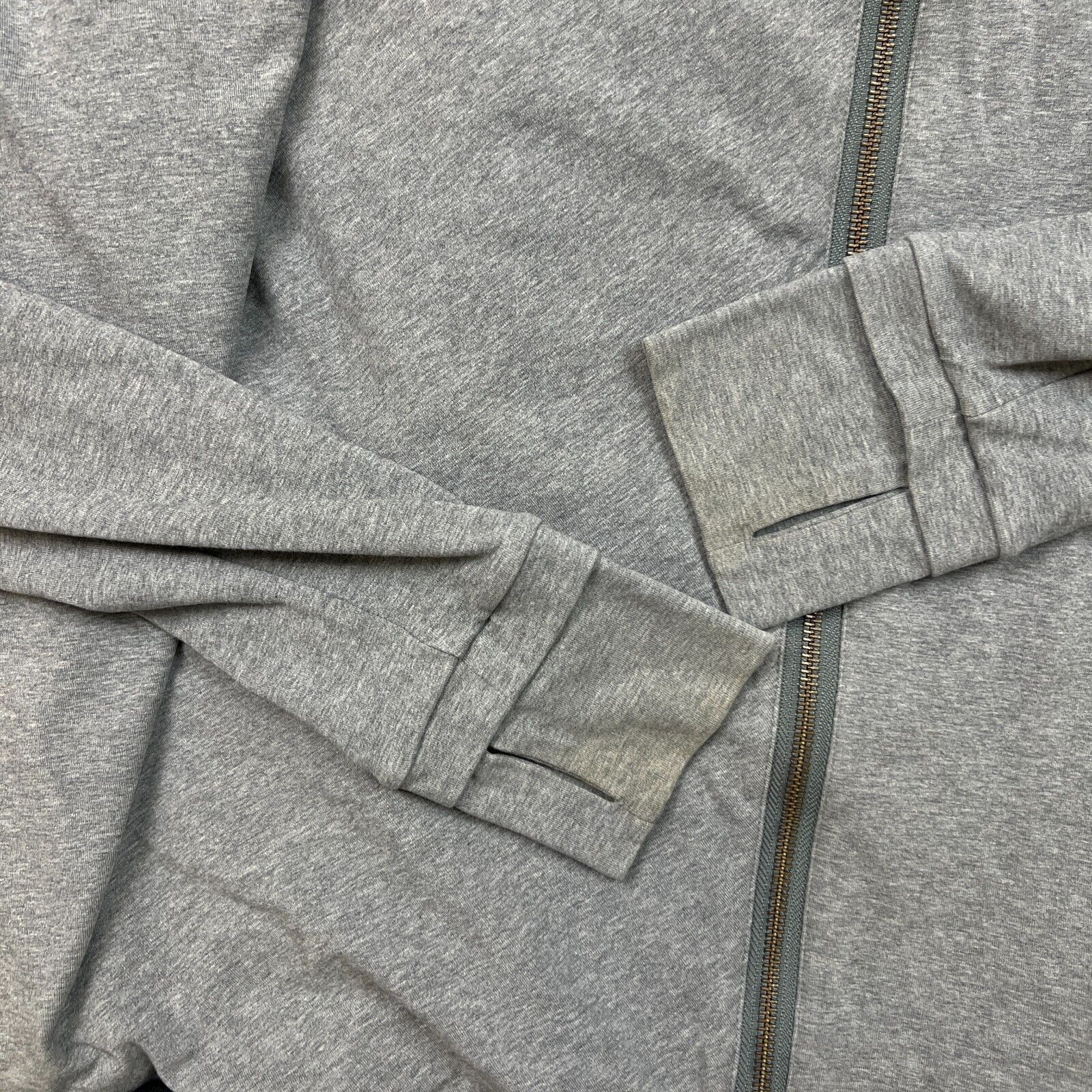 Lululemon Lululemon Bhakti Yoga Jacket Sz 8 Zip Thumbholes Athletic Size M / US 6-8 / IT 42-44 - 3 Thumbnail