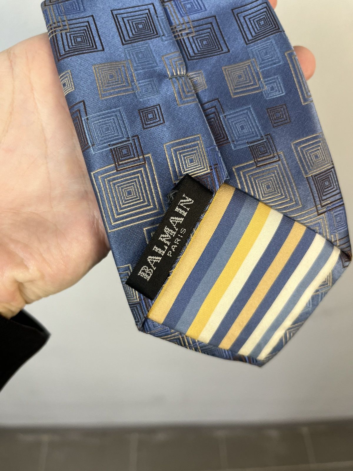 Balmain Balmain Paris Luxury Silk Square Print Tie Size ONE SIZE - 4 Thumbnail