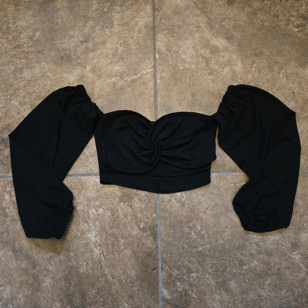 Shein Black Cropped SHEIN Poof Long Sleeve Size XS / US 0-2 / IT 36-38 - 1 Thumbnail