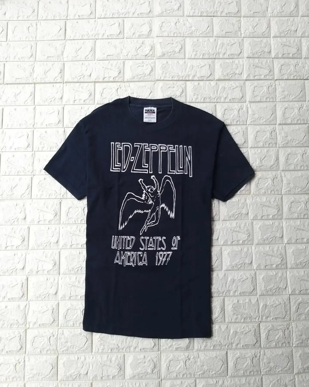 Vintage Rare Vintage 90s LED ZEPPELIN Tshirt Size US M / EU 48-50 / 2 - 1 Thumbnail