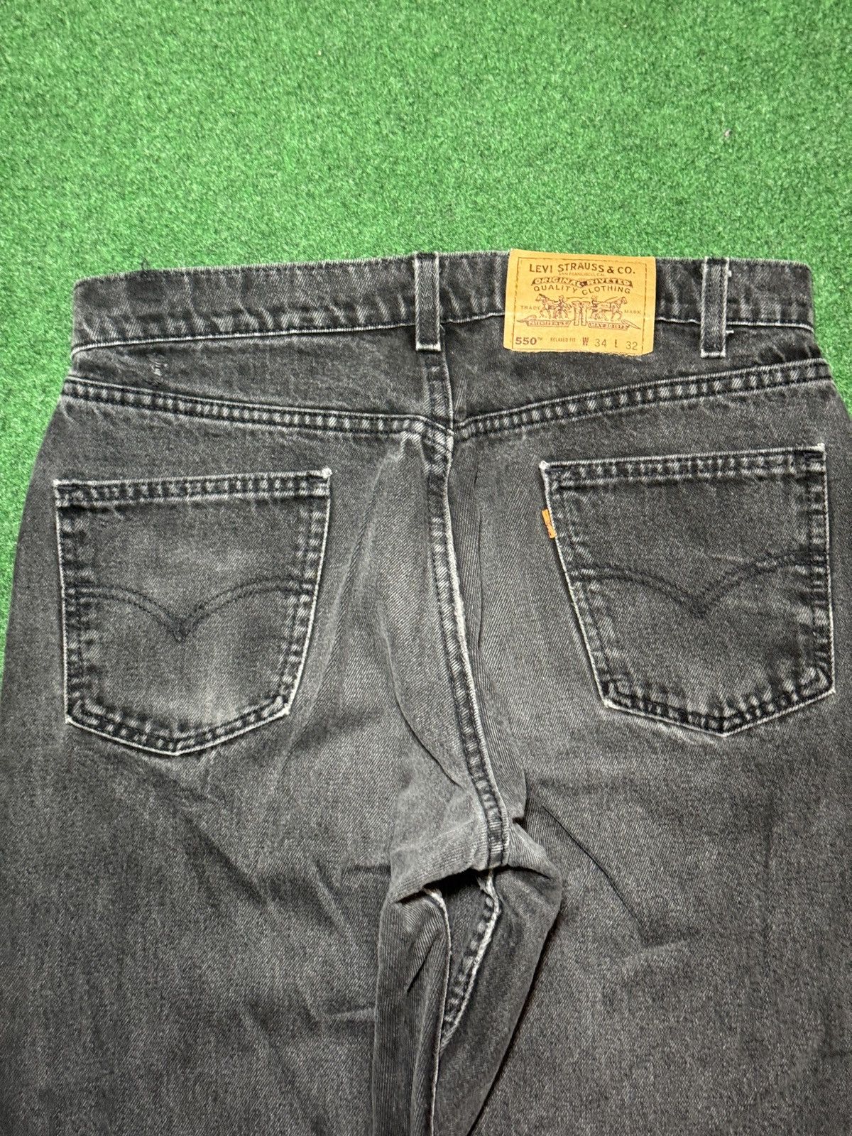 Levi's Vintage Clothing Levis 550 Black 34x30 Orange Tab Relaxed Wide Leg 90s Jeans Size US 34 / EU 50 - 2 Thumbnail
