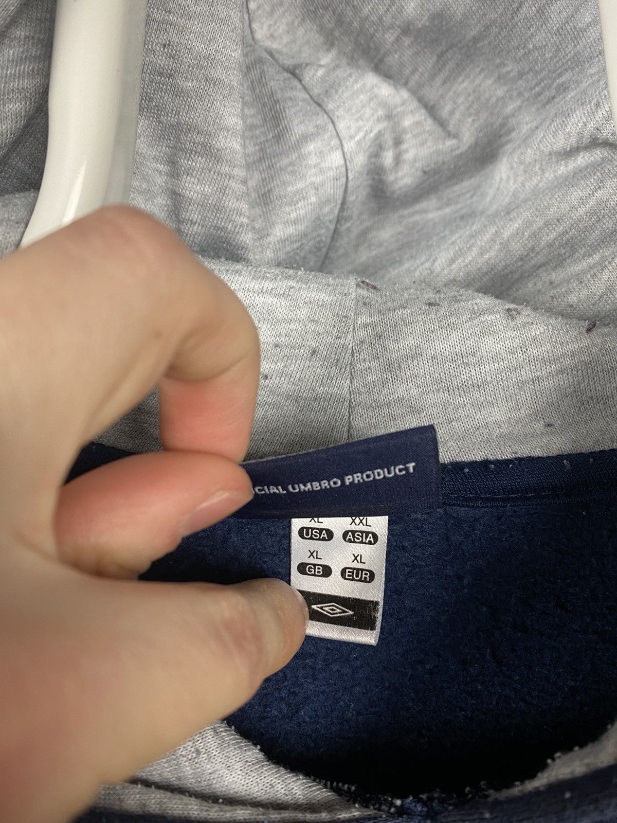 Umbro 🧨Vintage Hoodie Umbro Big Logo VTG Tee🧨 Size US XL / EU 56 / 4 - 13 Thumbnail