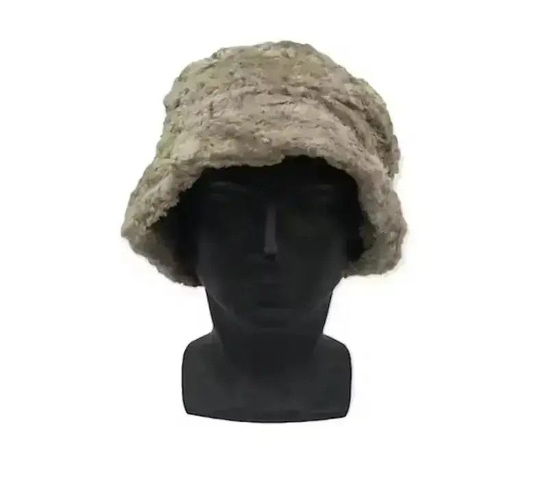 Japanese Brand Rare Japanese Brand Fur Fleece Bucket Hat Size ONE SIZE - 2 Thumbnail
