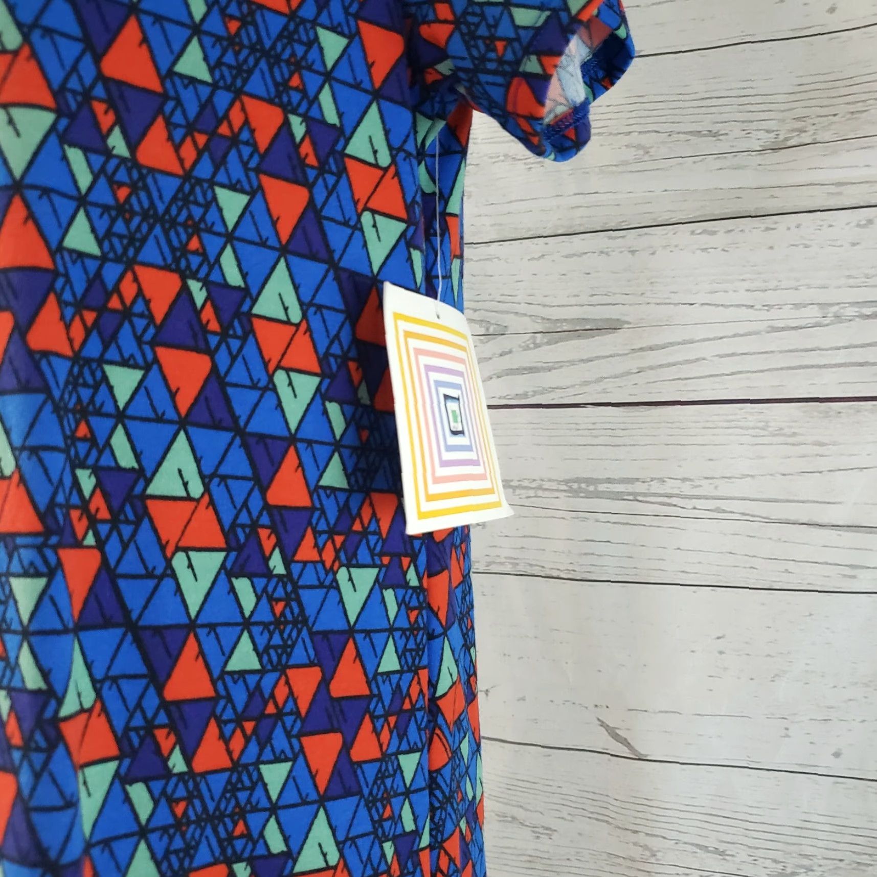 Vintage LuLaRoe Womens Classic T XS Blue Red Geometric Short Sleeve Shirt T-Shirt Womens XS Geometric Pattern Nautical? Size 26" / US 2 / IT 38 - 4 Thumbnail