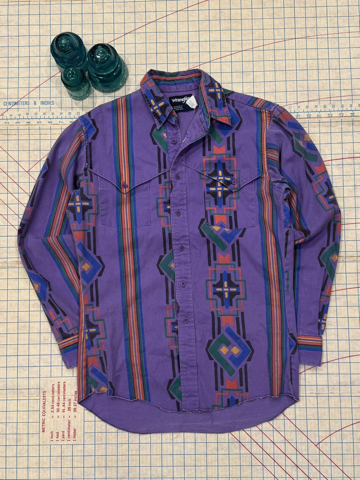 Wrangler Vintage Wrangler Brushpopper Purple Navajo Pattern Button Up Size US L / EU 52-54 / 3 - 1 Thumbnail