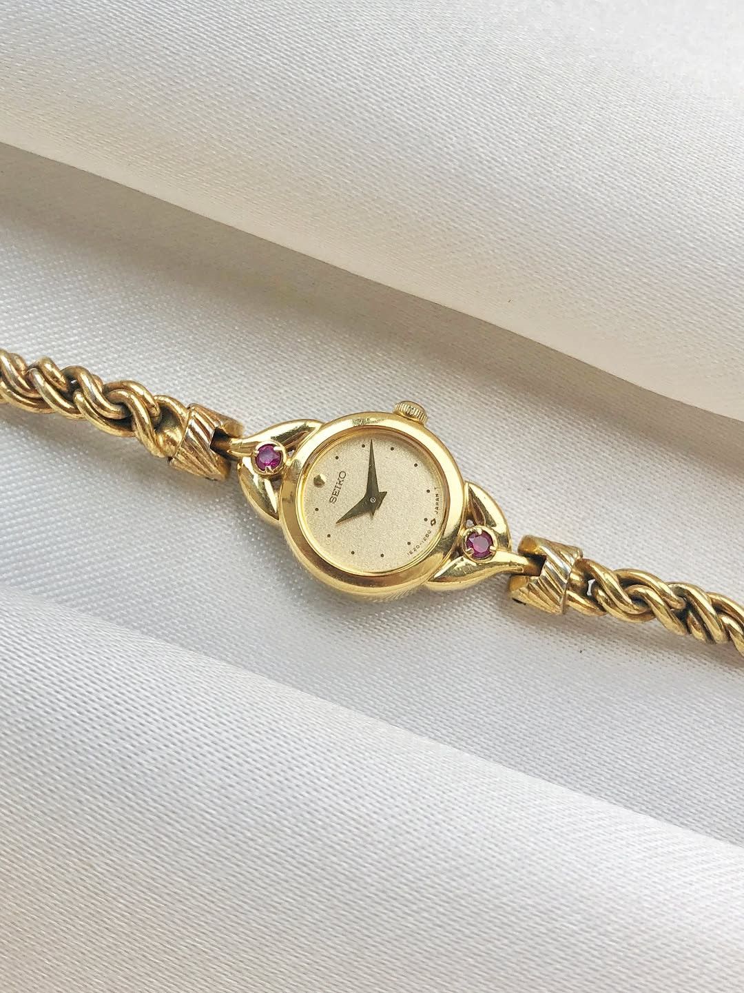 Seiko Seiko vintage gold tone lady Size ONE SIZE - 1 Thumbnail