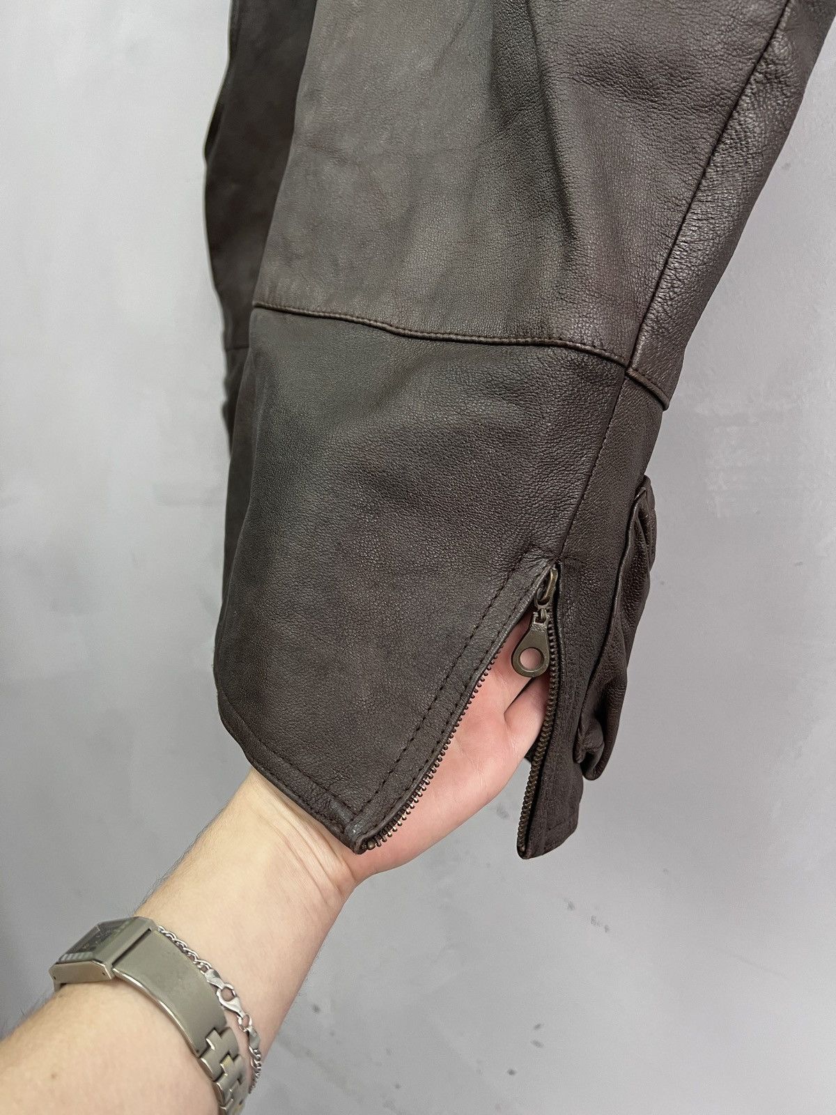 Harley Davidson Multipocket leather vest japanese issey miyake style 90s Size US M / EU 48-50 / 2 - 7 Thumbnail