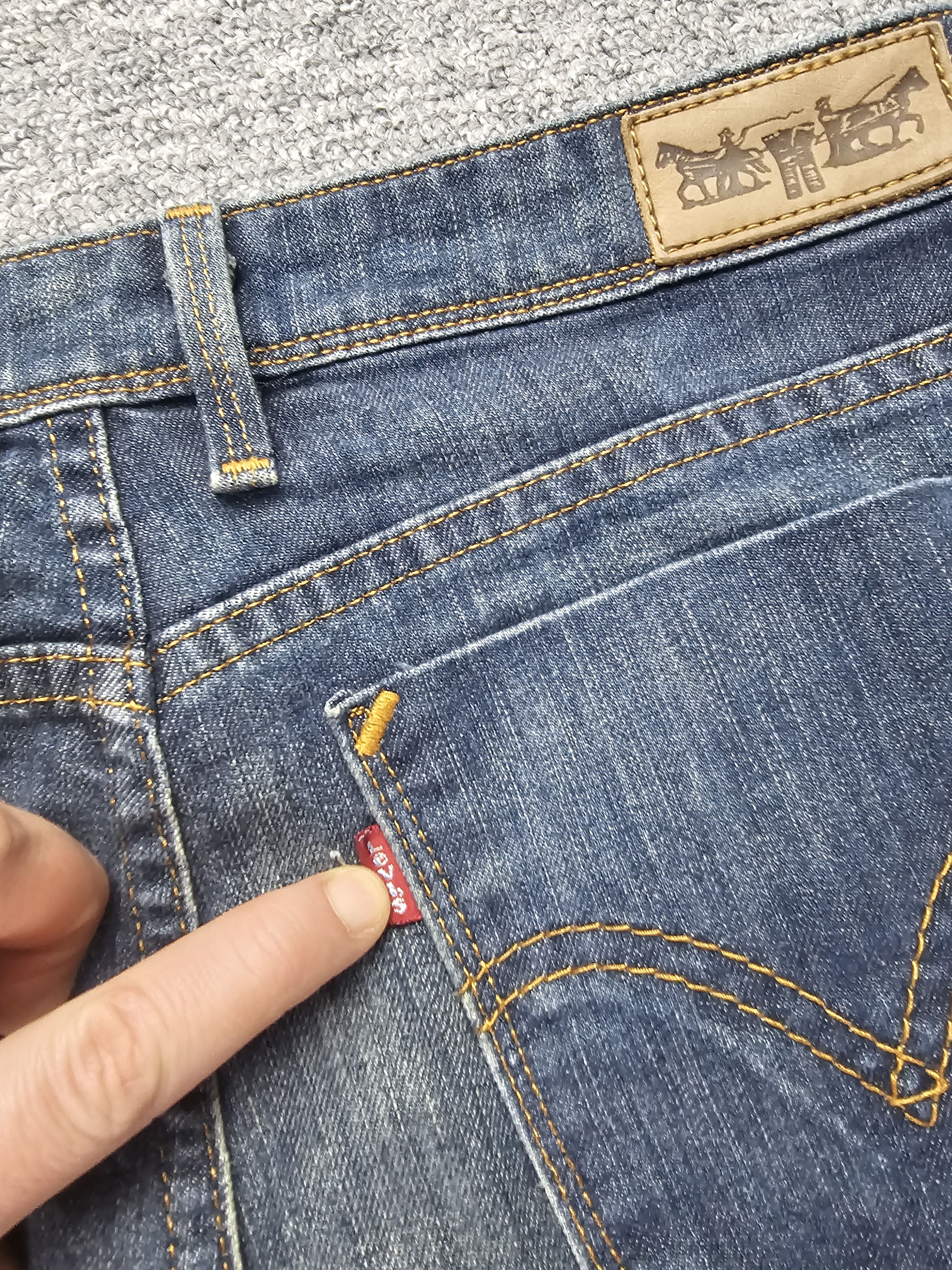 Levi's Vintage Levis 629 Bootcut Jeans Women 31x30 Blue Y2K Flare Size 31" - 6 Thumbnail