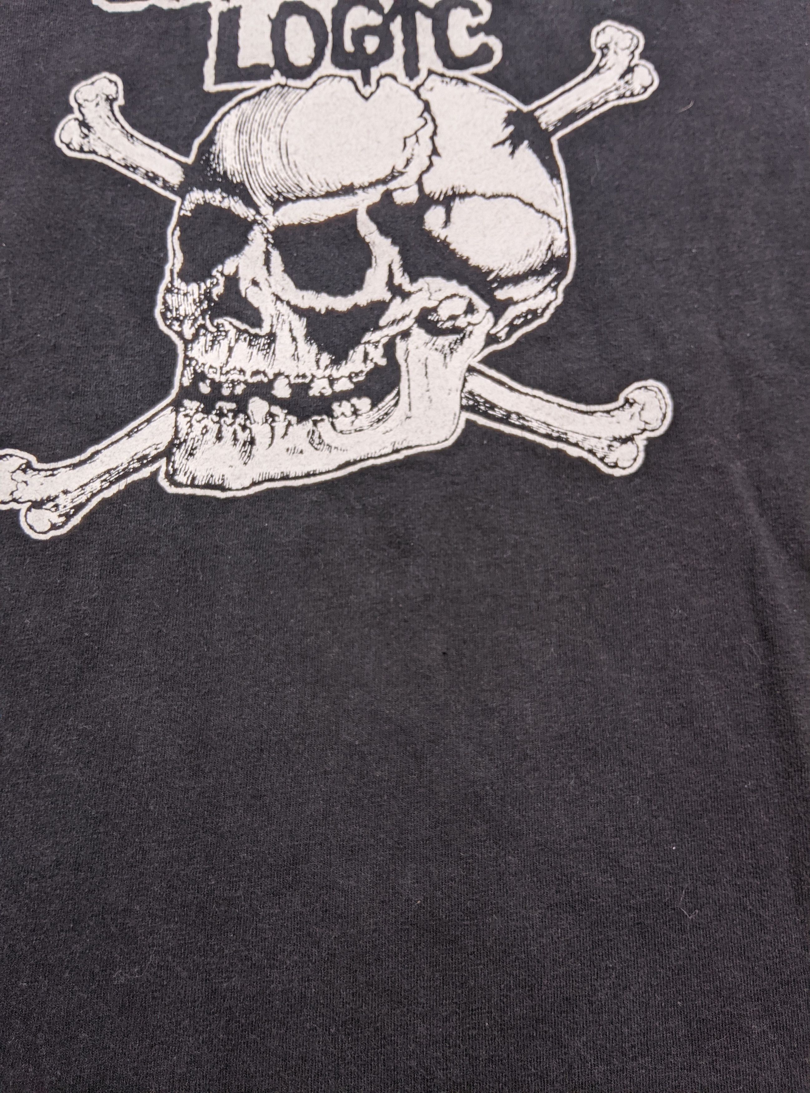 Band Tees × Vintage Vintage 2004 opressed lógic fang punk rock tour Size US L / EU 52-54 / 3 - 6 Thumbnail