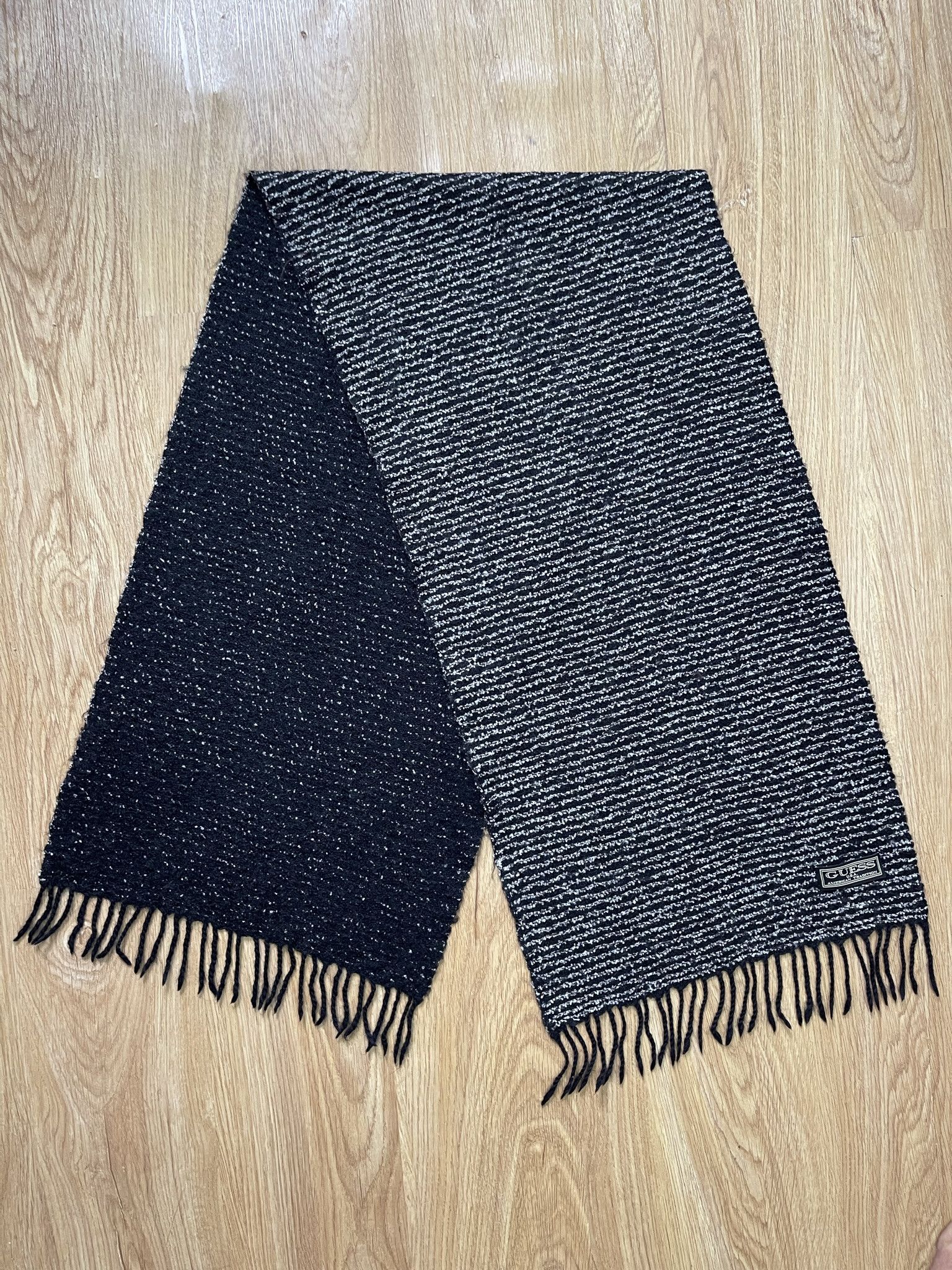 Guess Vintage Guess Scarf / Muffler - 6005 Size ONE SIZE - 6 Thumbnail