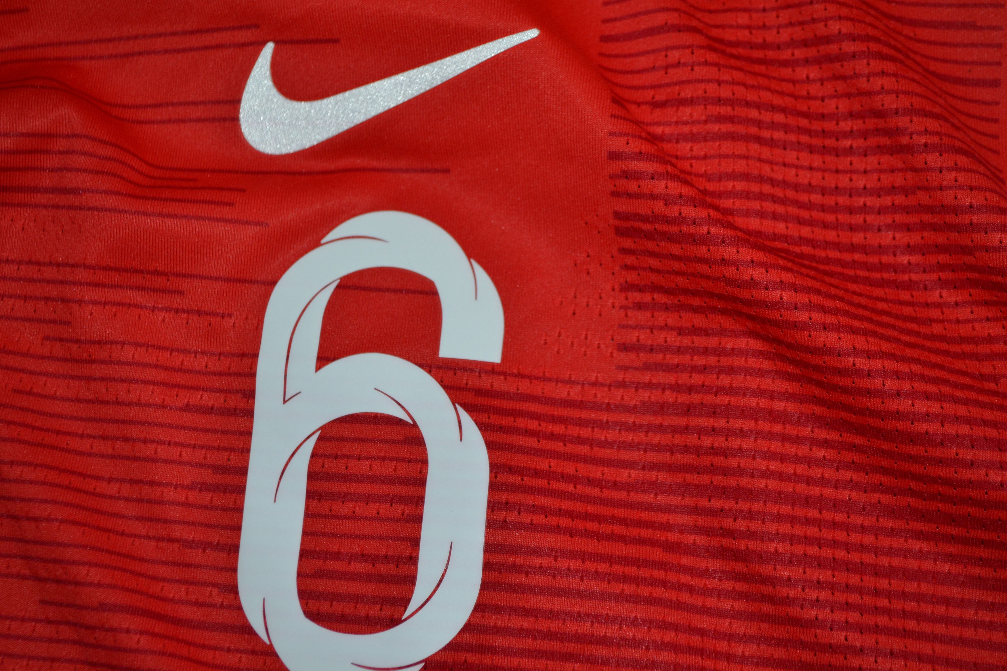 Nike England 2018 Match Worn AUTHENTIC Football Shirt Jersey Size US L / EU 52-54 / 3 - 5 Thumbnail