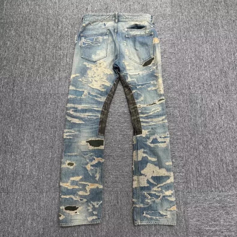 Givenchy Givenchy Ripped Destroyed Denim Jeans Size US 32 / EU 48 - 2 Thumbnail