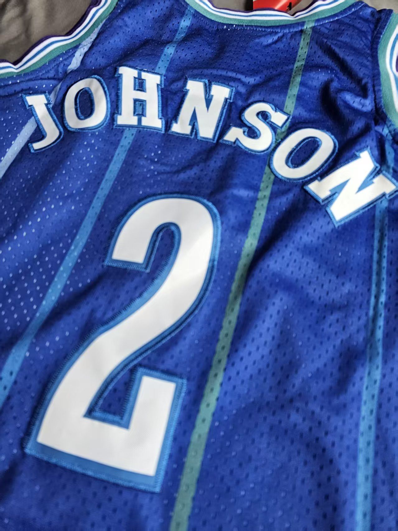 NBA #2 Larry Johnson Jersey Hornets 1994 95 Size US L / EU 52-54 / 3 - 3 Thumbnail