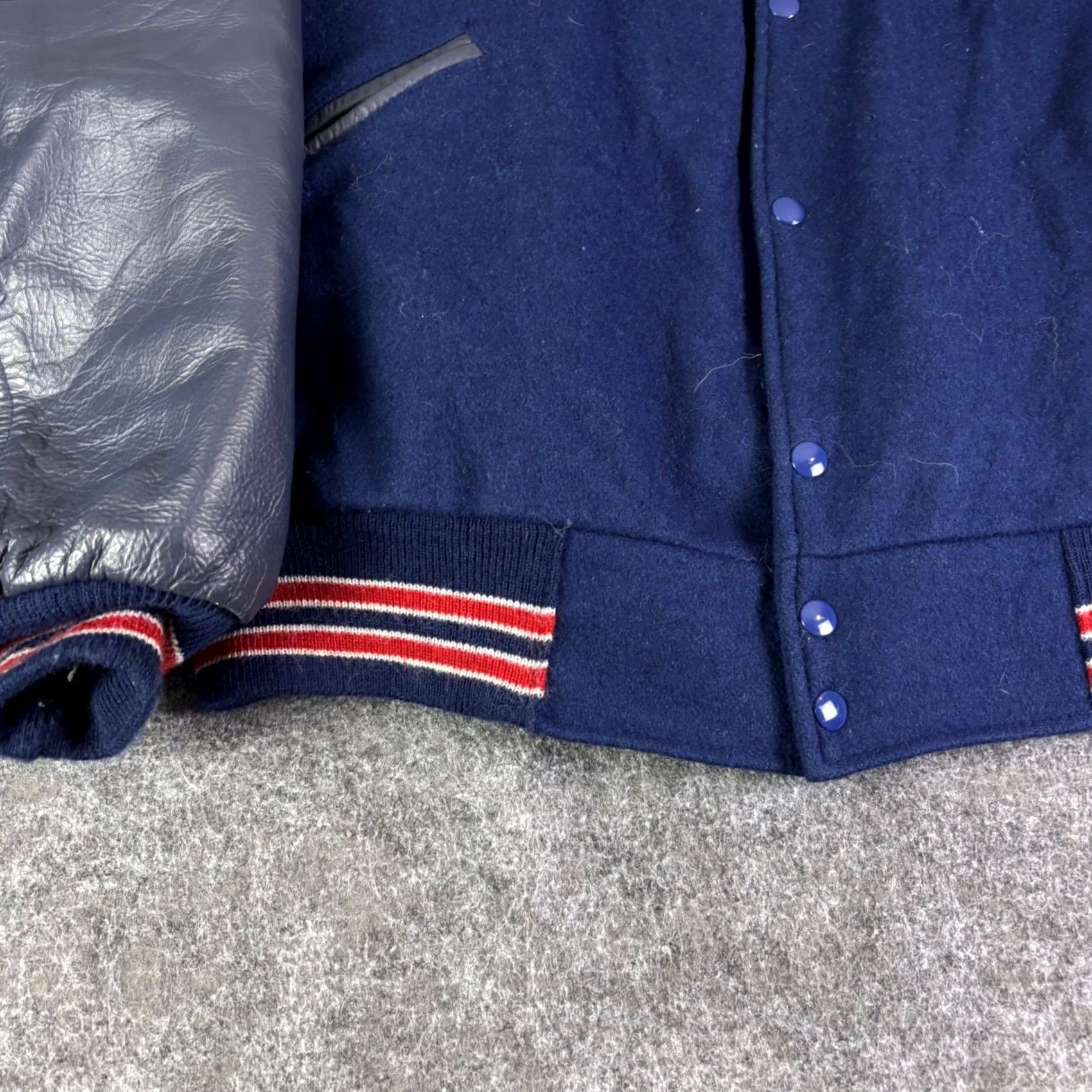 Vintage VINTAGE All Star Sports Falcons Varsity Jacket XL Navy Wool Leather Sleeves USA Varsity Jacket Wool Leather Sleeves Navy XL Mens Womens Boys Girls Size US XL / EU 56 / 4 - 6 Thumbnail