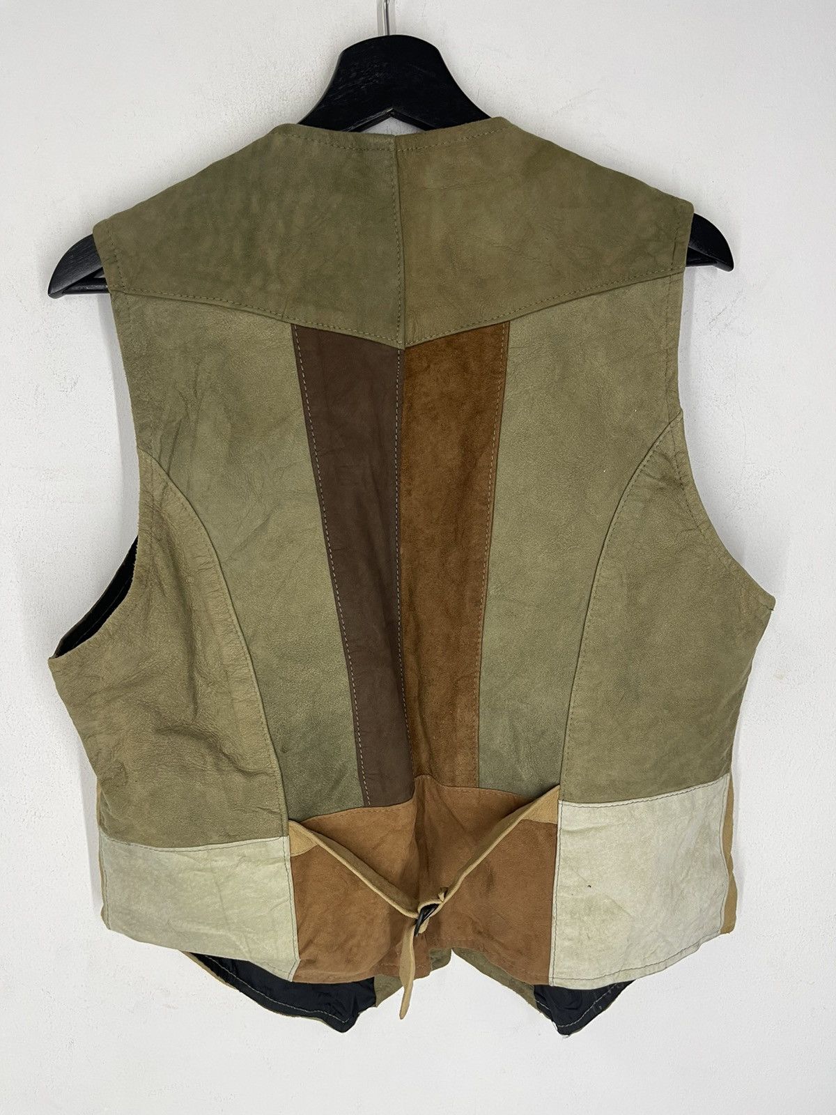 Vintage Vintage Leather Machine Patch Leather Vest Canada Size US M / EU 48-50 / 2 - 3 Thumbnail