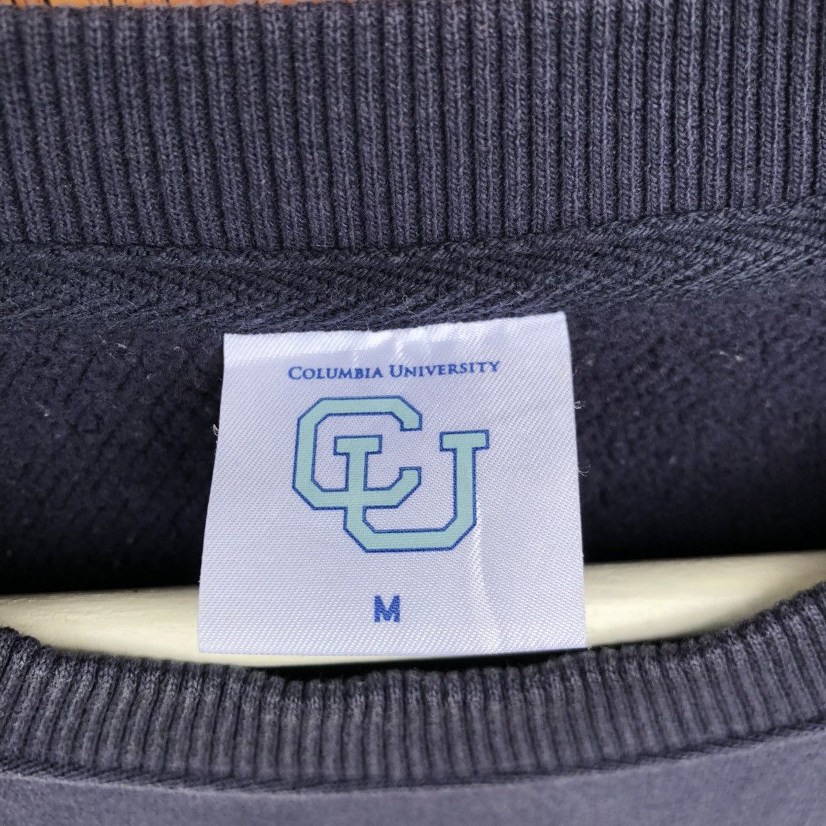 Vintage Vintage The University of Columbia Faded Pullover Sweatshirt Size US M / EU 48-50 / 2 - 7 Thumbnail